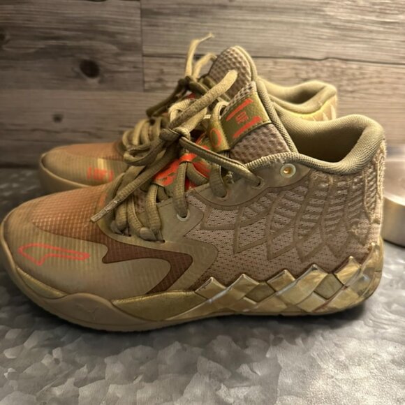 PUMA MB.01 Jr x Lamelo Ball Mid Golden Child SIZE 5.5 - Picture 2 of 9